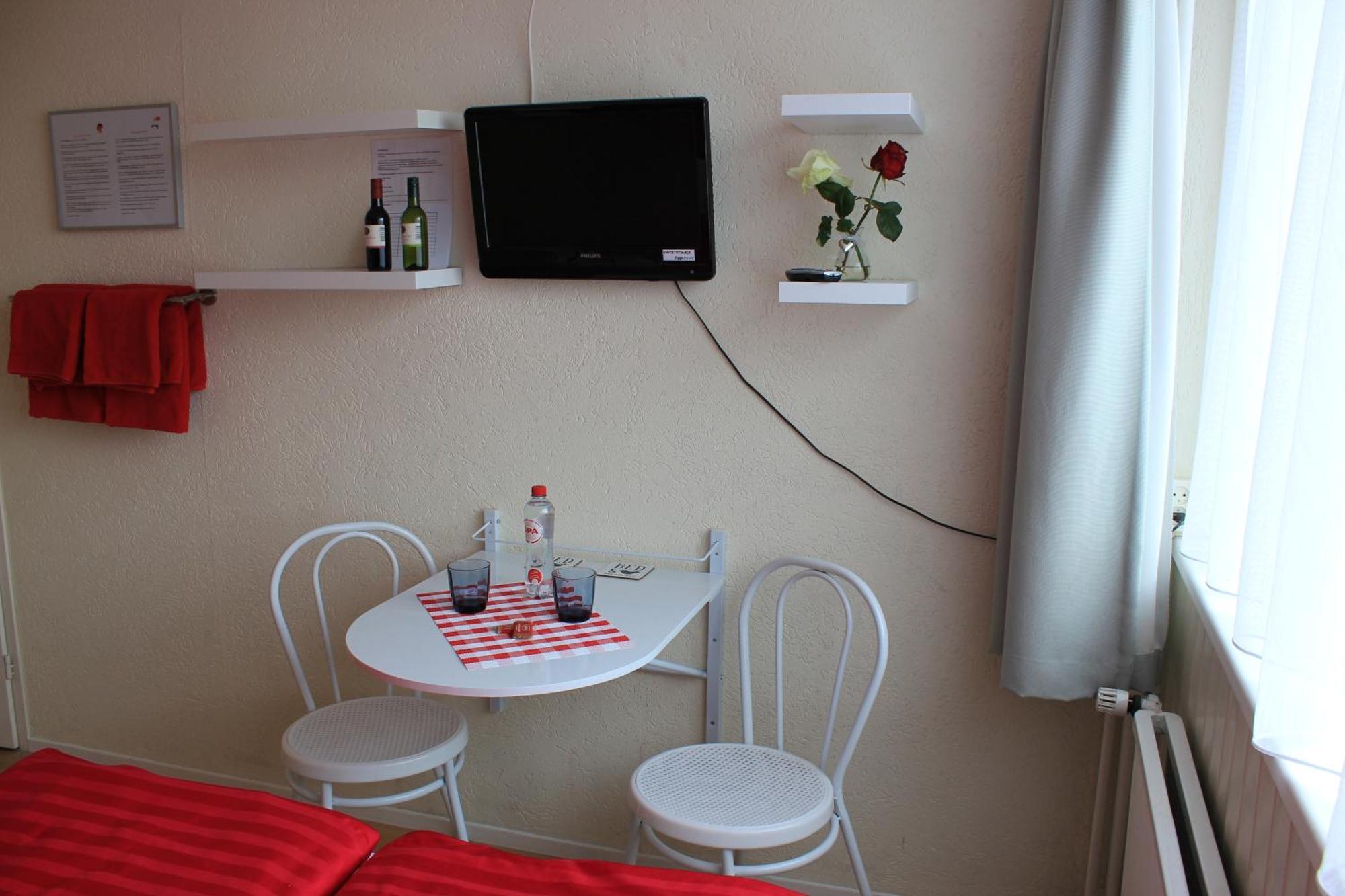 Kerstins Bed And Breakfast Egmond aan Zee Bagian luar foto